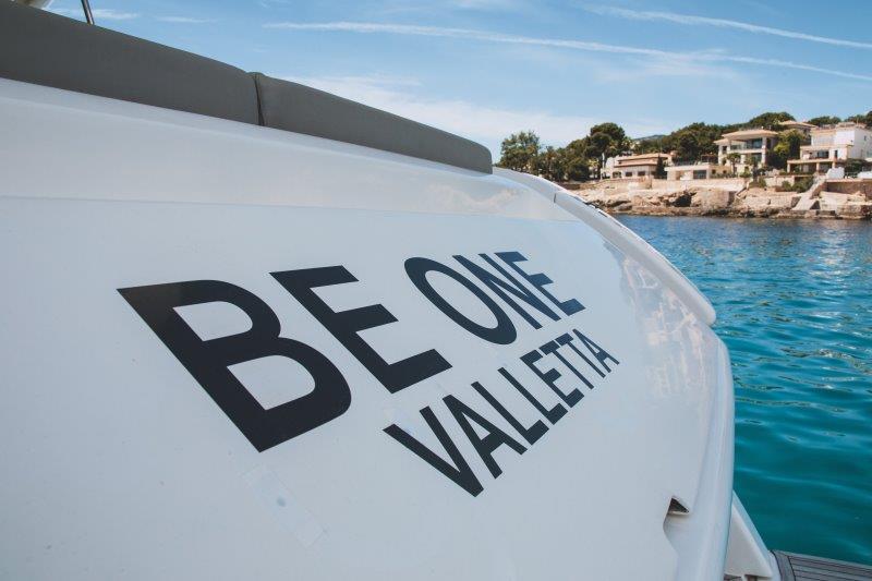 2017 FERRETTI YACHTS 550 